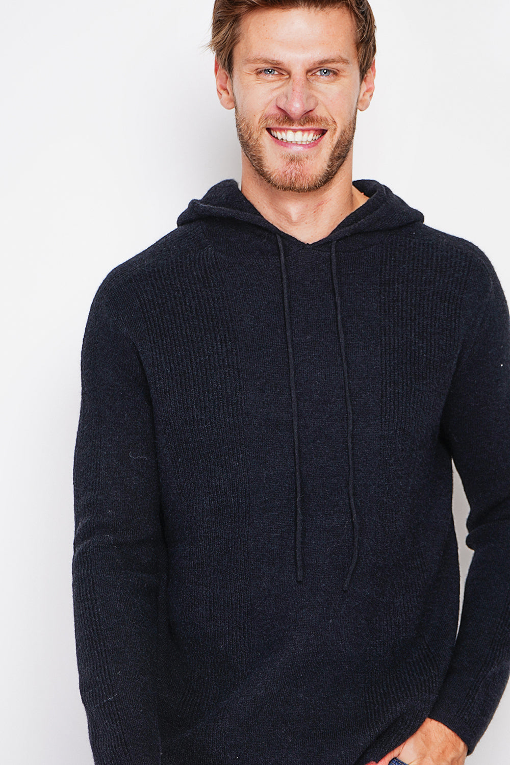 Felpa con cappuccio a coste a manica lunga Nero