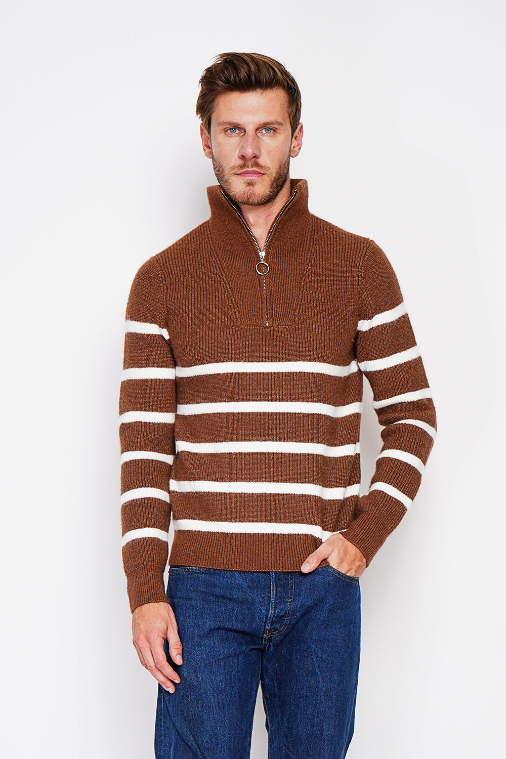 Maglione a righe con scollo rotondo con cerniera e maniche in maglia fantasia Marrone