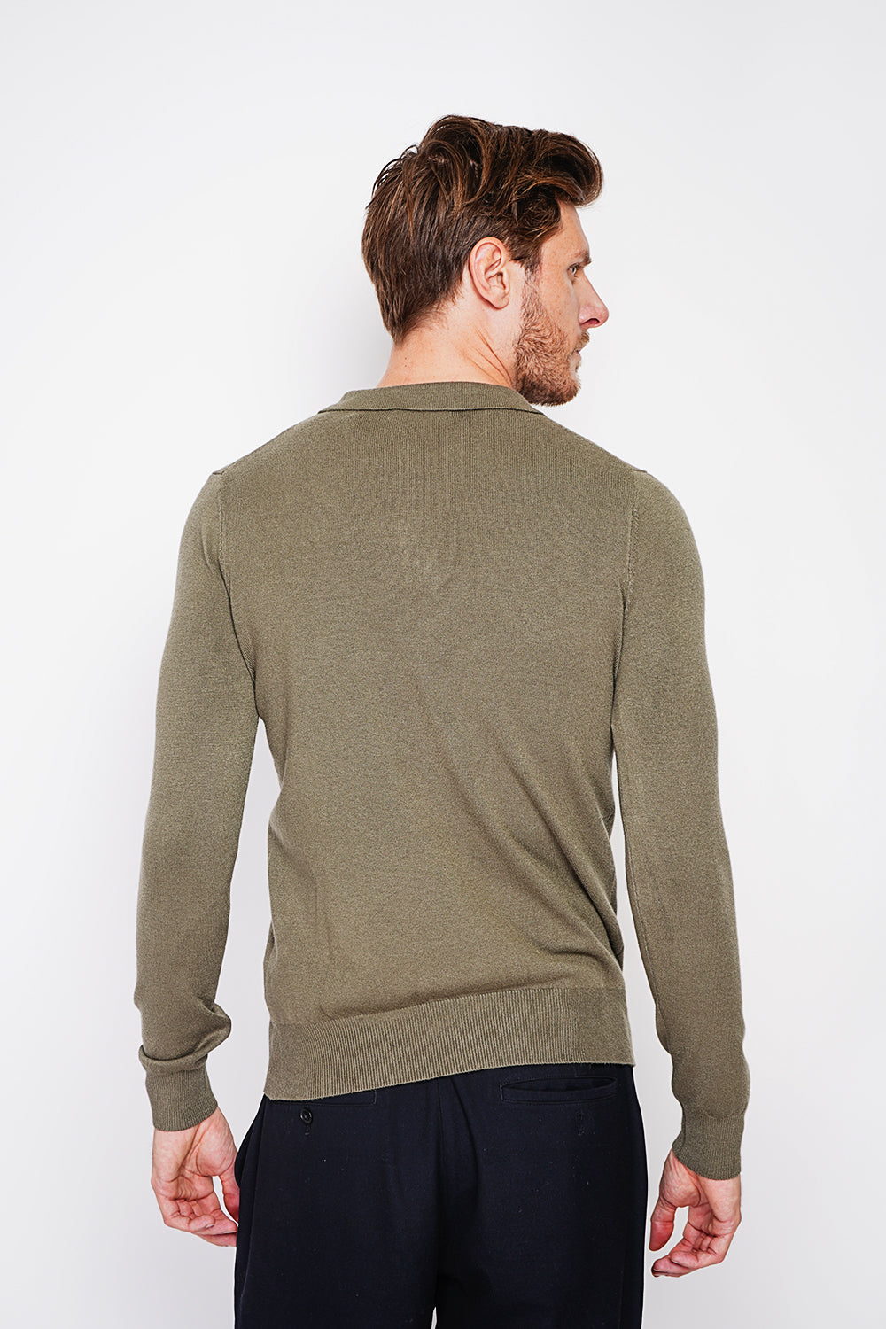 Maglione a collo alto in maglia a 3 strati con bottoni e maniche lunghe Cachi