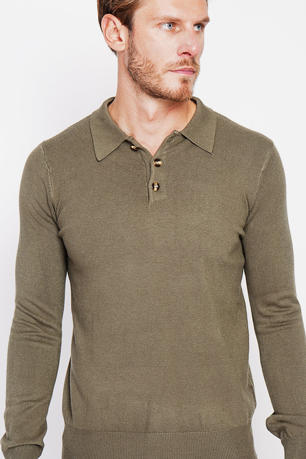 Maglione a collo alto in maglia a 3 strati con bottoni e maniche lunghe Cachi