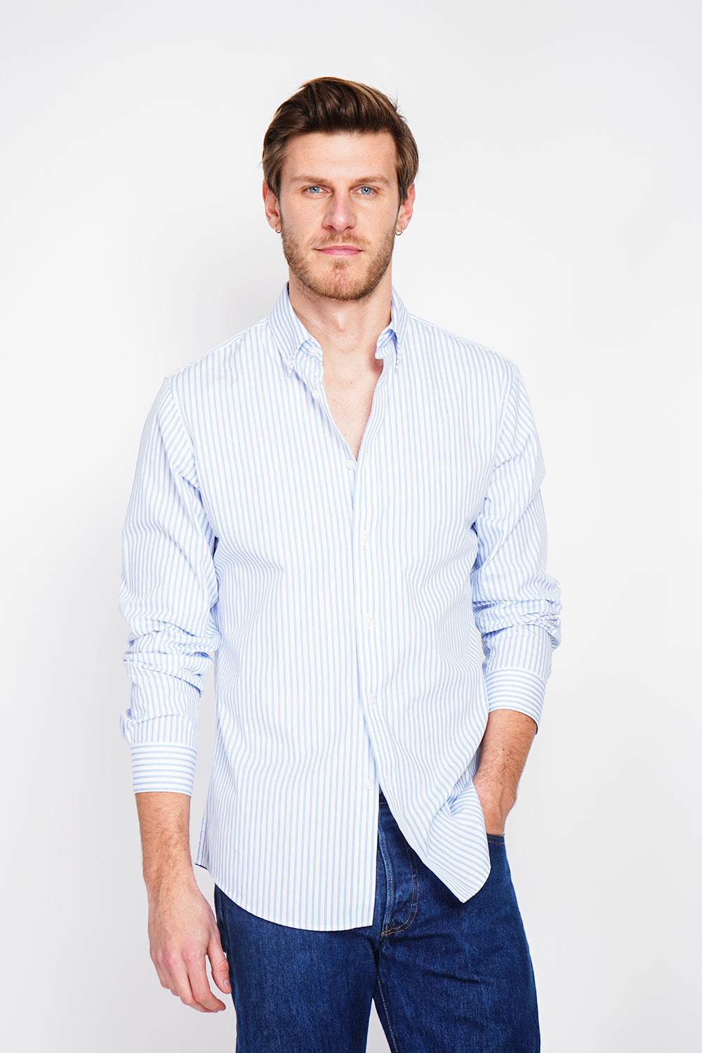 Camicia in lino semplice con colletto classico Cielo azzurro