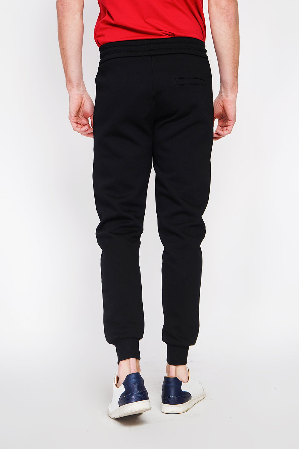 Pantaloni da jogging slim fit con coulisse e tasca piatta con cerniera Nero
