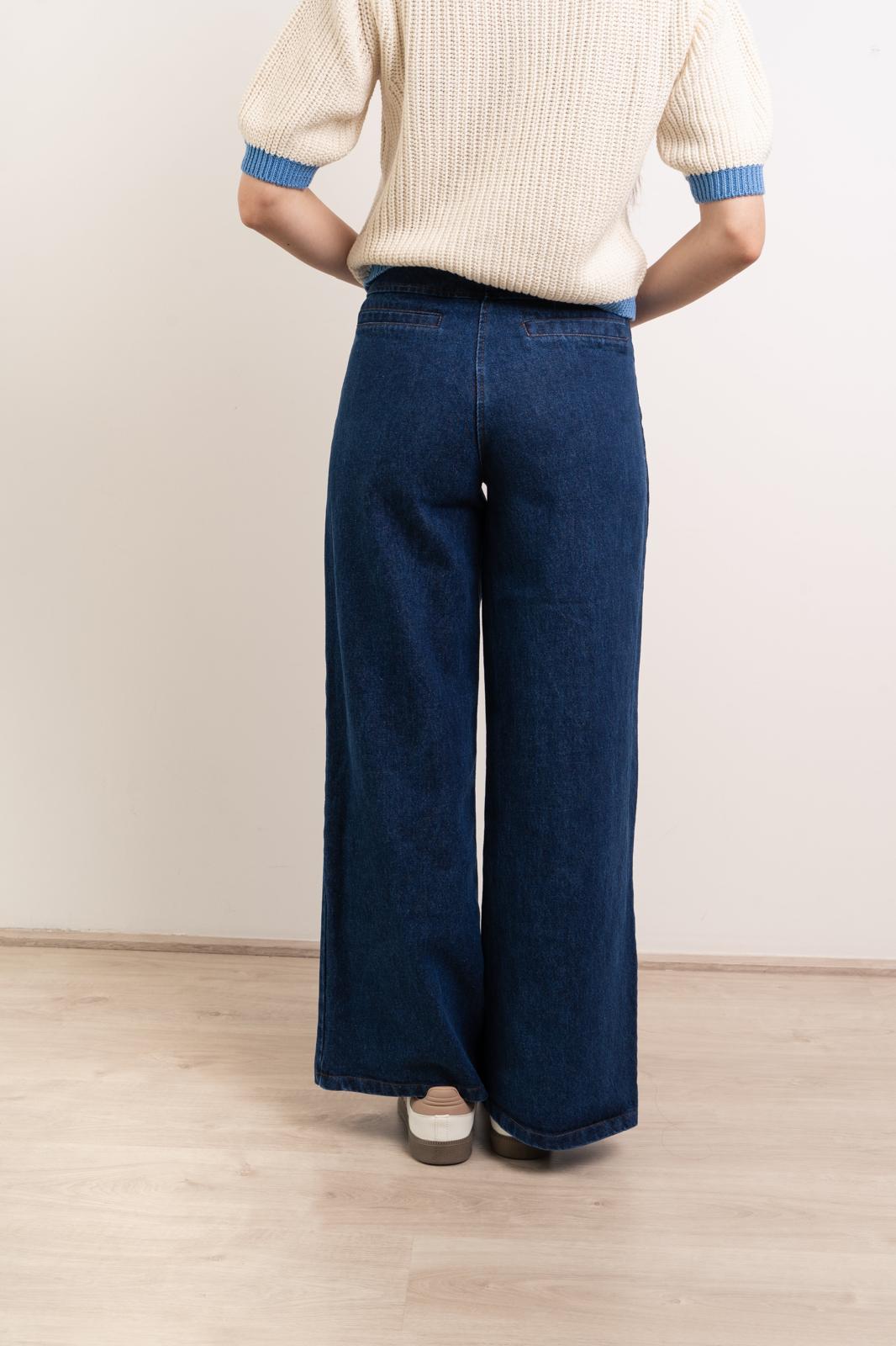 Cristina Jeans