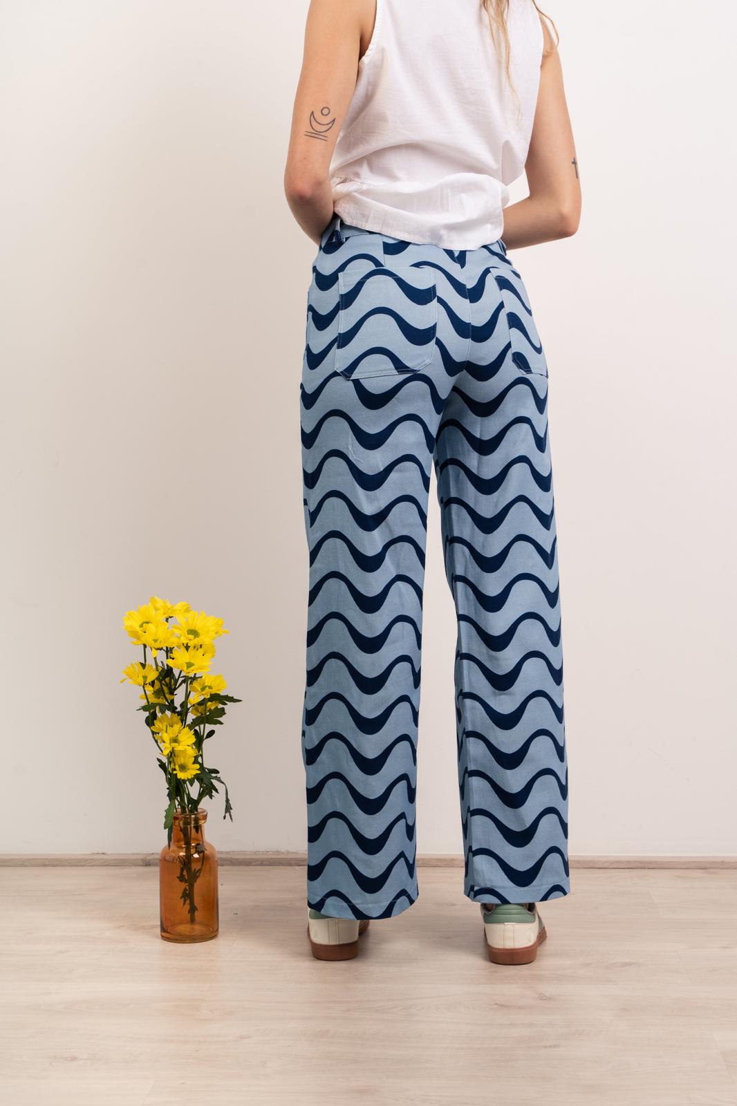 Valeria Ondas Blue Jeans