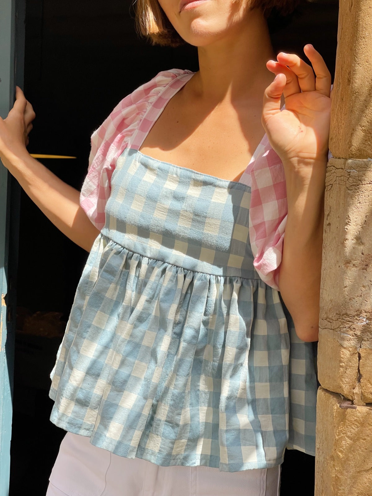 Camicetta Maca rosa e blu