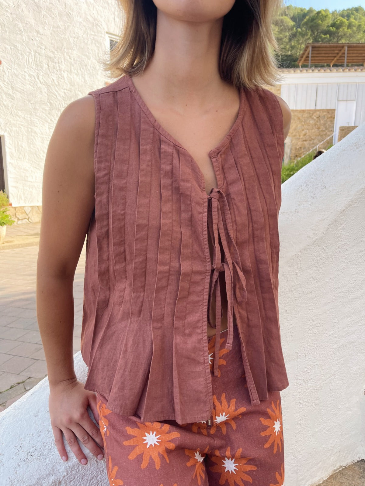 Top in lino marrone Gigi