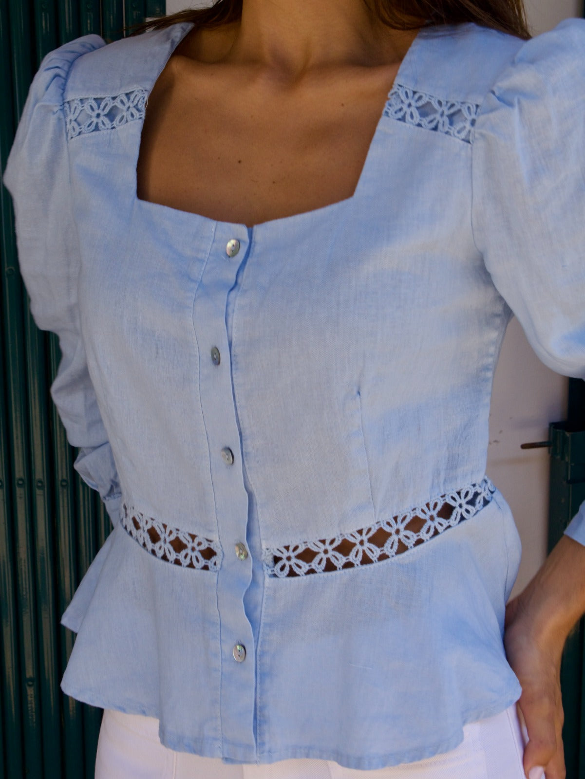 Blusa in lino azzurro Roma