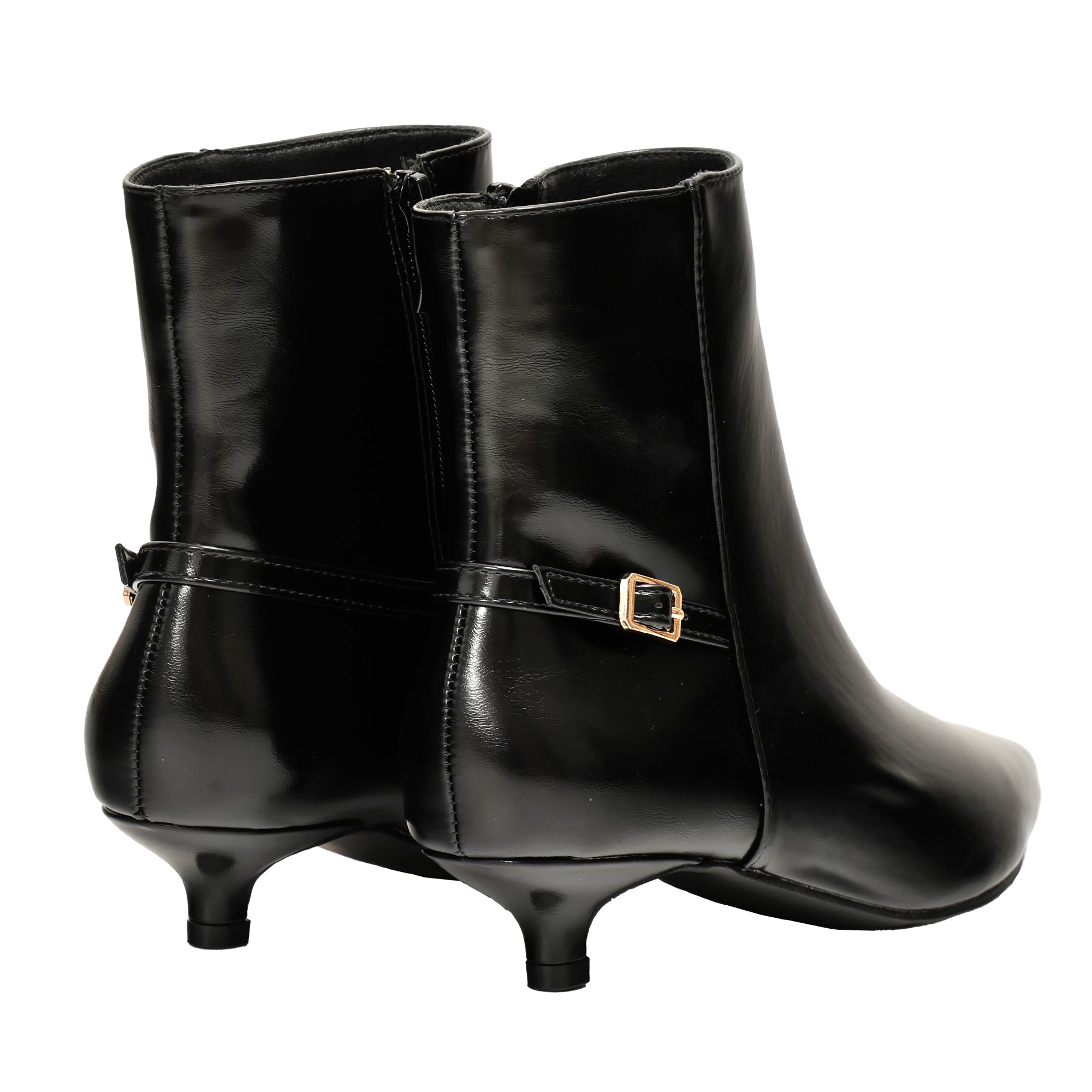 Tronchetto in simil pelle con tacco basso Nero