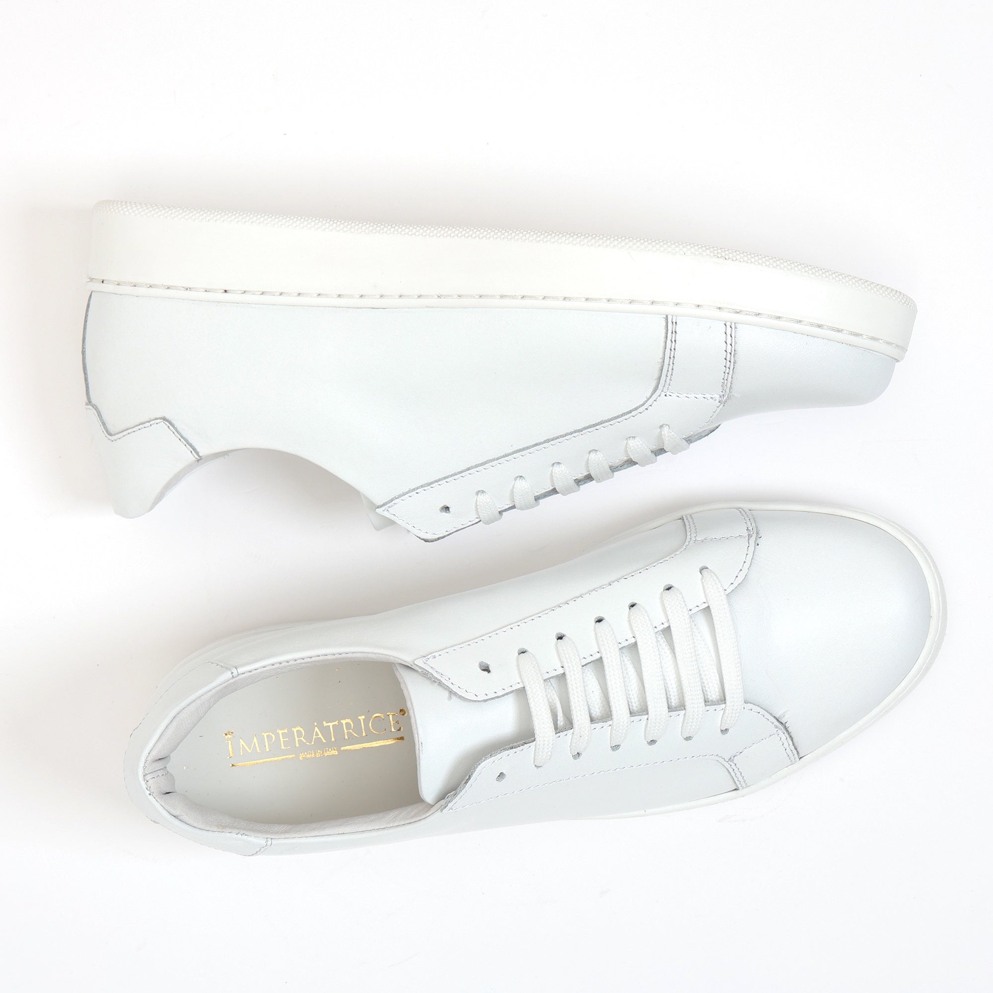 Sneakers stringate in pelle di vitello Bianco