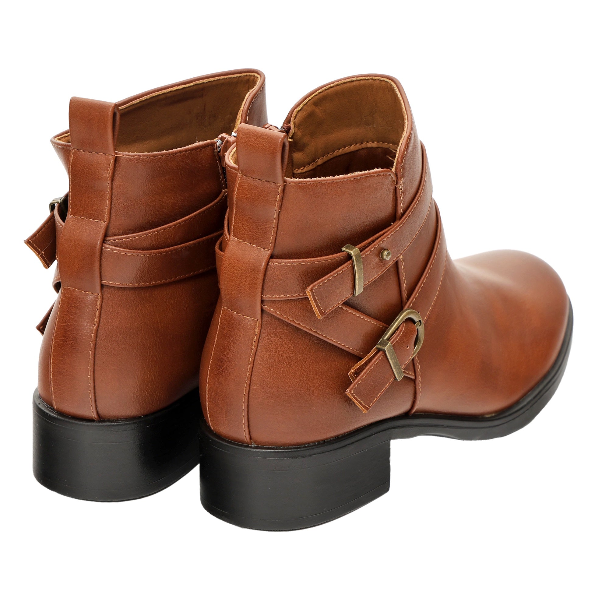 Stivaletto in simil pelle con fibbia Cammello