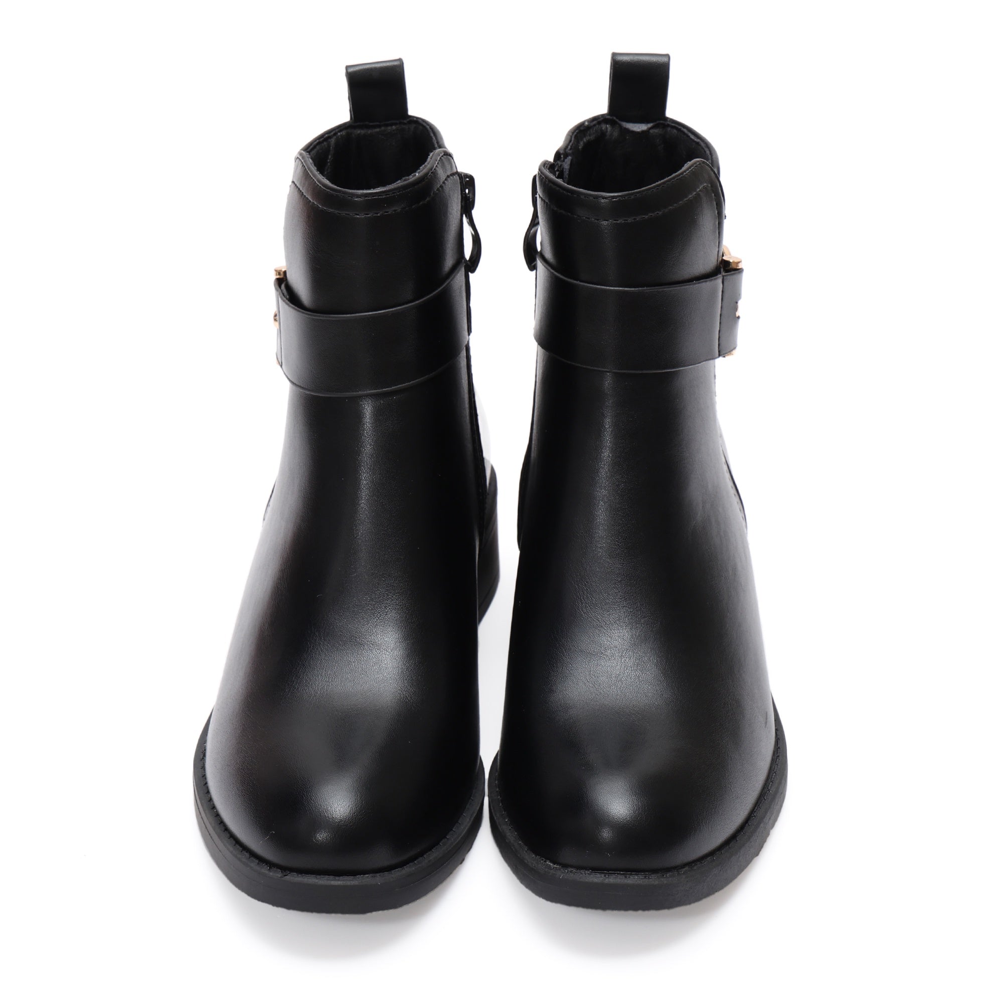 Stivaletto in simil pelle con fibbia dorata Nero