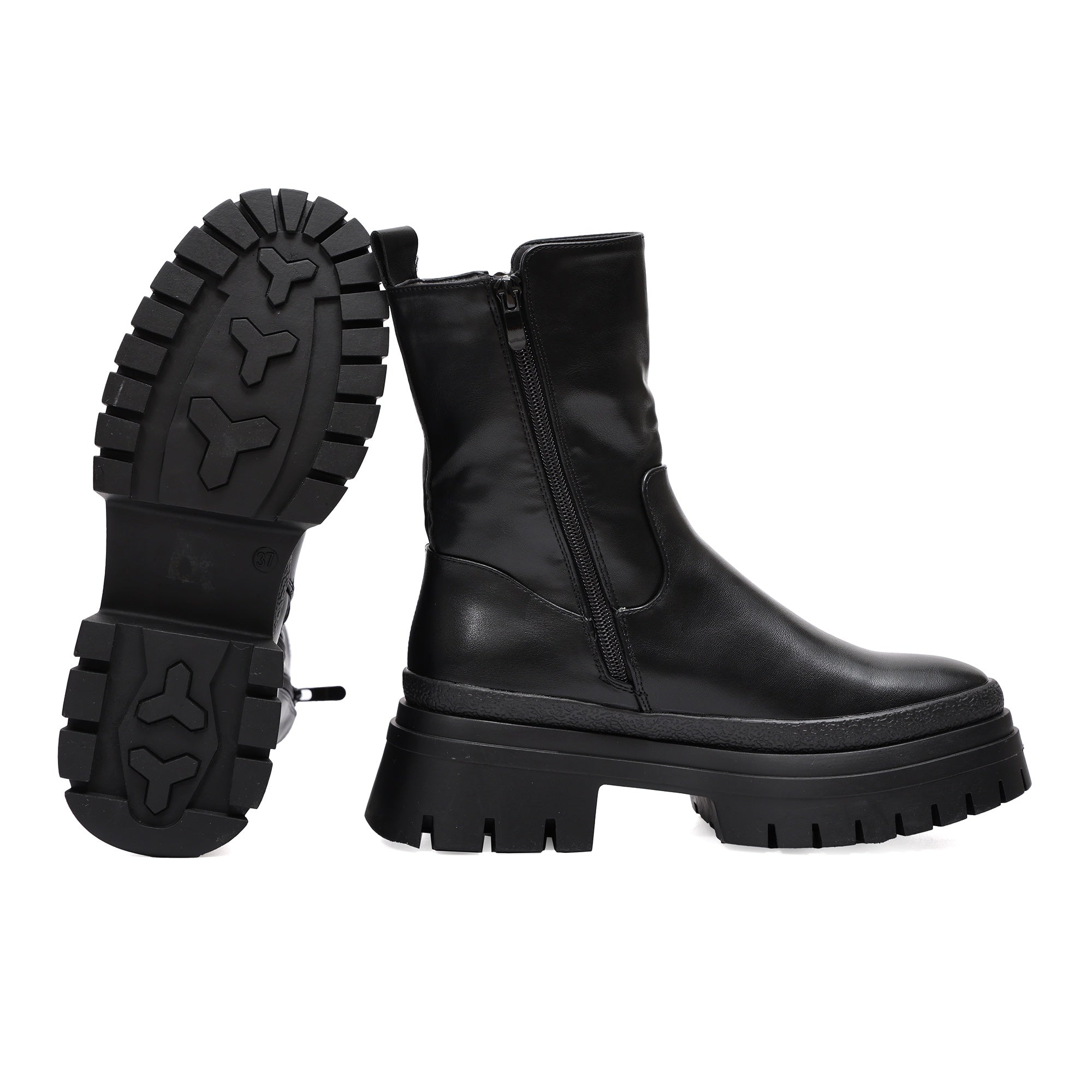 Stivaletto in simil pelle con cintura finta Nero