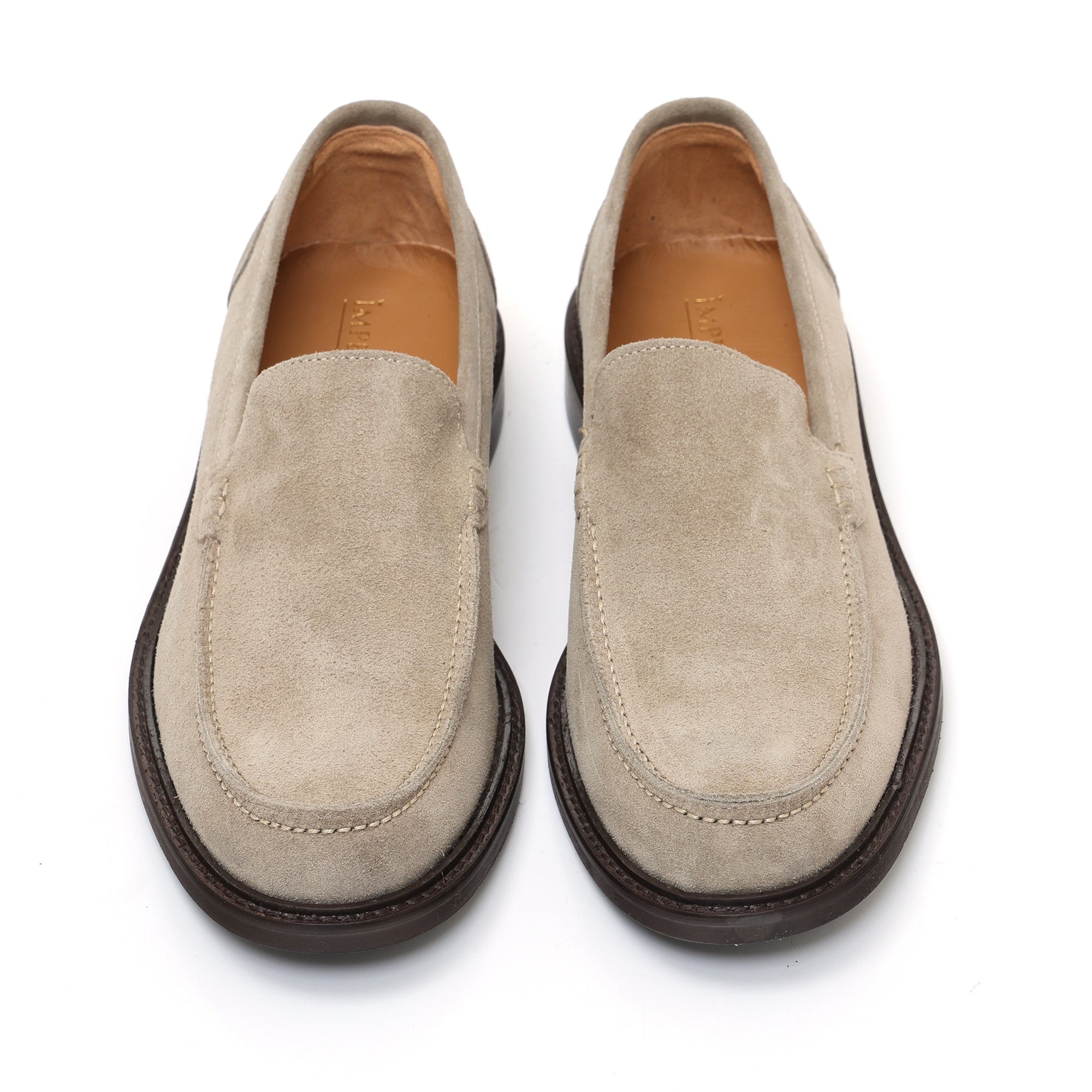 Mocassino liscio in pelle scamosciata  con fondo in cuoio antiscivolo Taupe