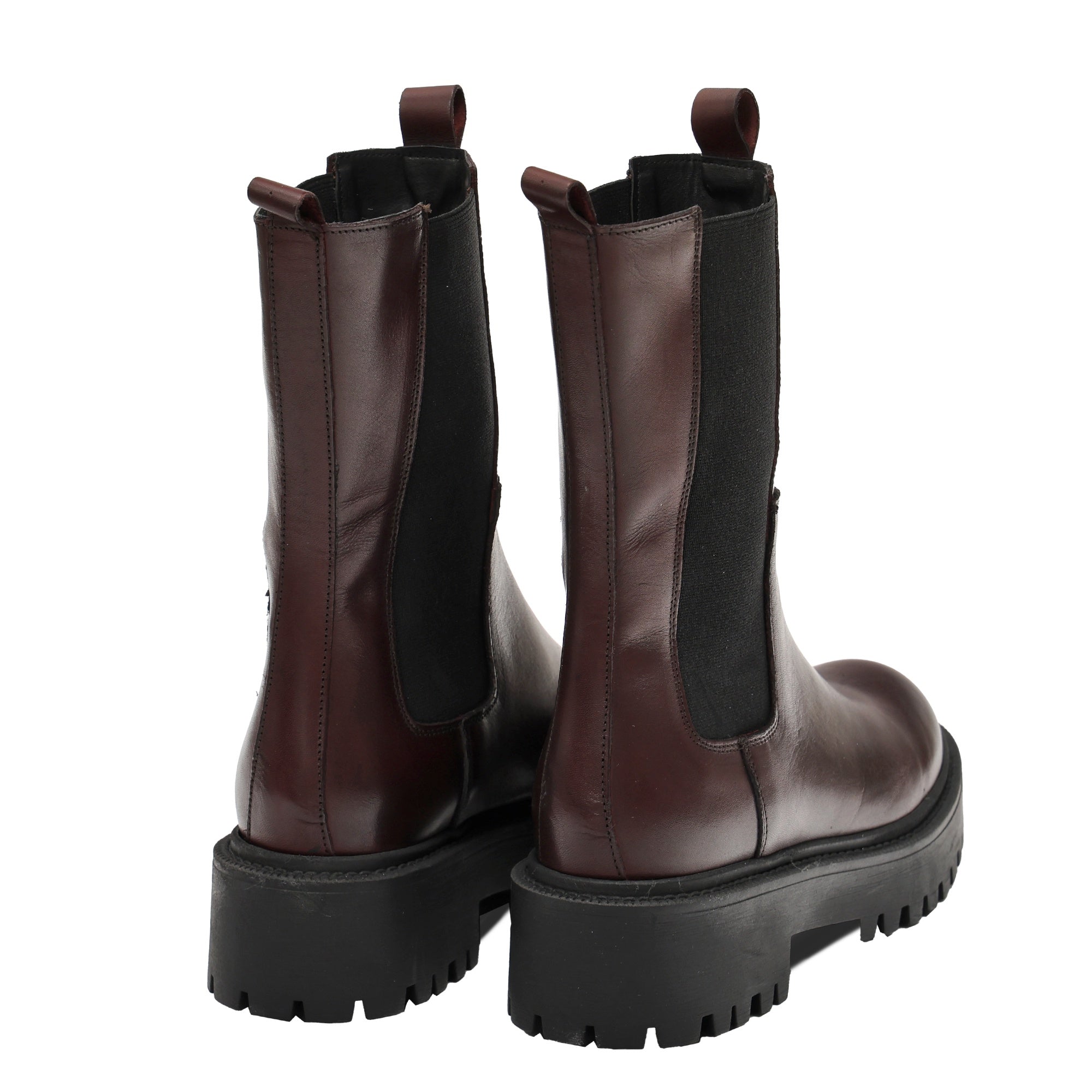 Stivaletti in vera pelle di vitello con bande elastiche laterali Nero