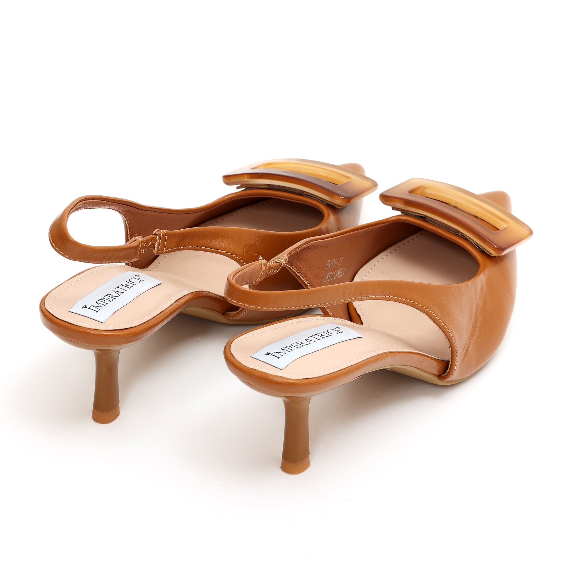 Dècolletè slingback in simil pelle con applicazione sulla punta Cammello